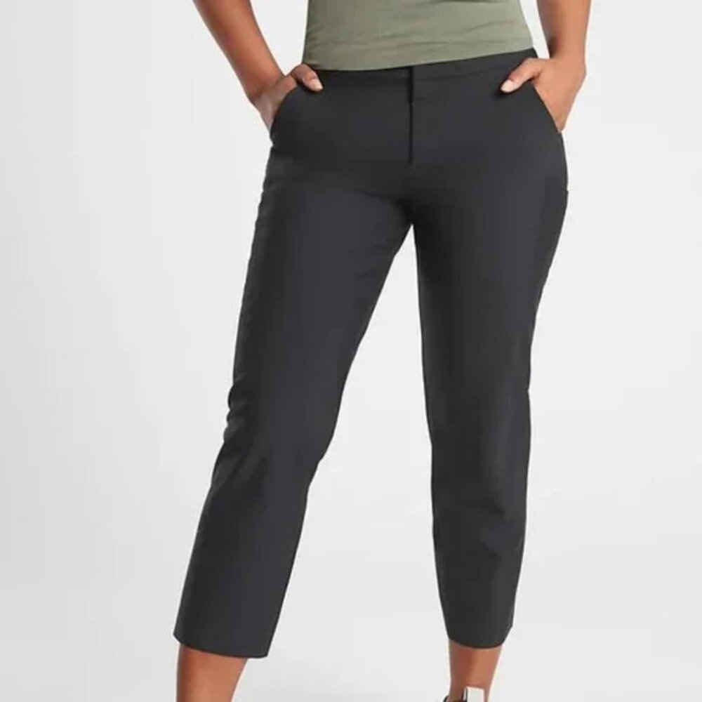 ATHLETA Plus Size Black Stellar Straight Leg Crop Pant